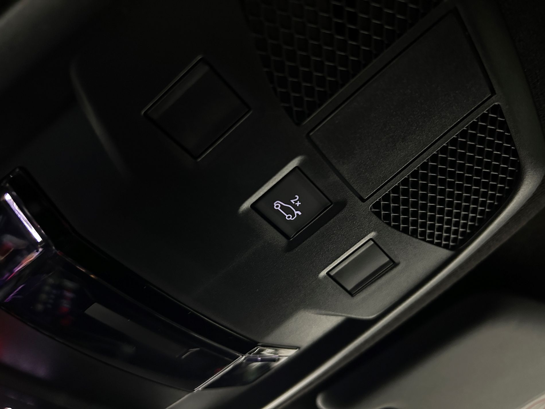 Junior 1.2 ibrida Speciale - Autoviemme